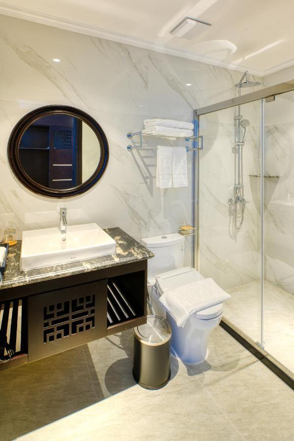 הלונג The Almin Hotel מראה חיצוני תמונה
