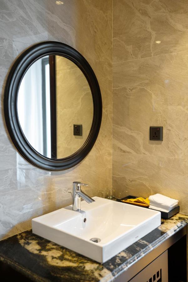 הלונג The Almin Hotel מראה חיצוני תמונה