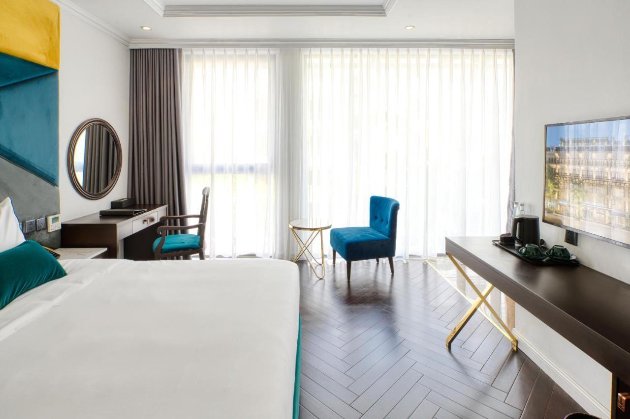 הלונג The Almin Hotel מראה חיצוני תמונה